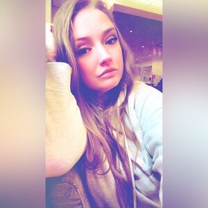 Meet your Posher, Aislinn